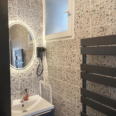 Apartment L' Oursin Sete